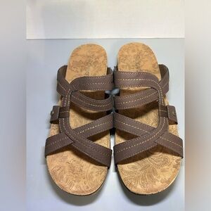 Bearpaw Kai II Sandals Women’s Size 8